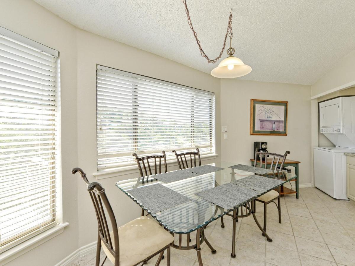 Lake Travis Bungalow Casita Golden Rod #2 Lakeway Exterior foto